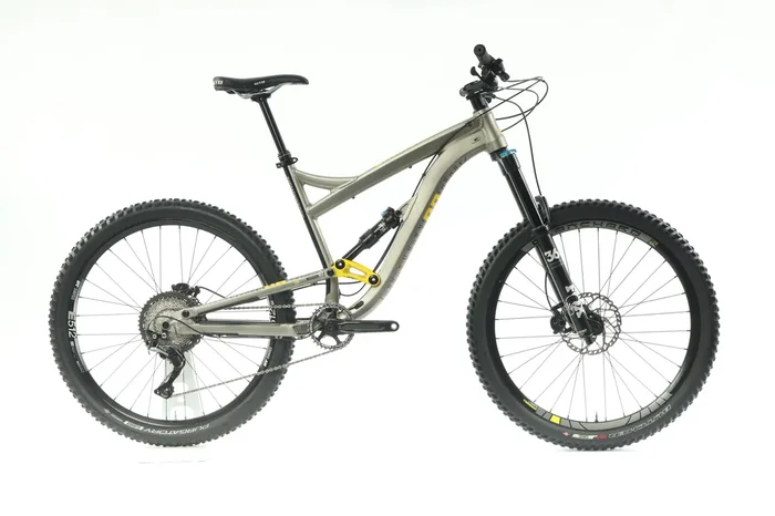 2017 Diamondback Mission 2 Mountain Bike – Large