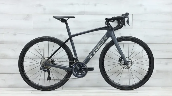 2021 Trek Domane SL 7 Road Bike – 52cm