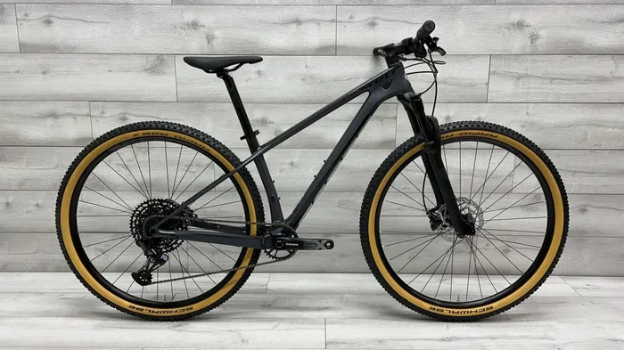 2022 Scott Scale 940 Mountain Bike – Small