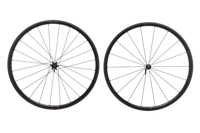 Bontrager Aeolus XXX 2 Carbon Clincher 700c Wheelset