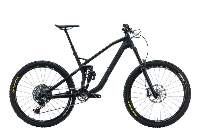 Canyon Strive CF 7.0 Mountain Bike – 2017, Medium