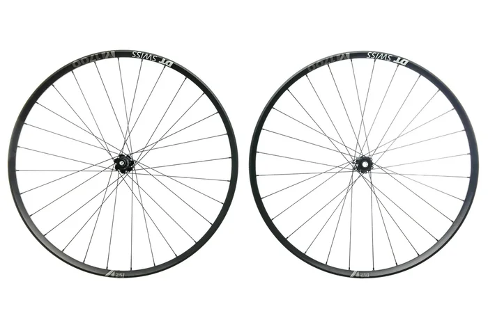 DT Swiss M1700 Spline 25 Aluminum Tubeless 29″ Wheelset