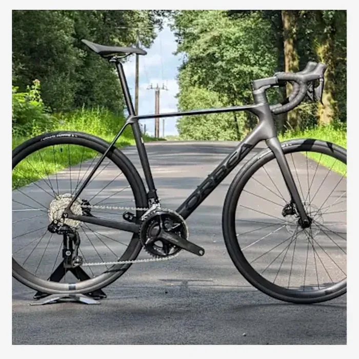 Orbea Orca M30i Road Bike, Shimano 105 Di2, Black, 2025