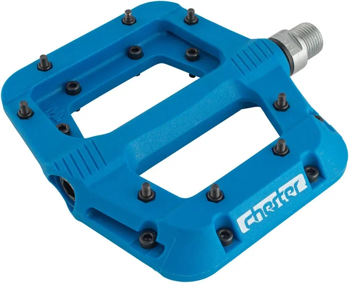 RaceFace Chester Pedals – Platform Composite 9/16″ Small Blue