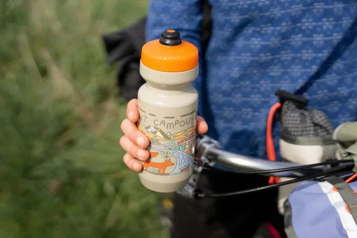 Swift Industries Water Bottle 22oz – 2024 Swift Campout Edition