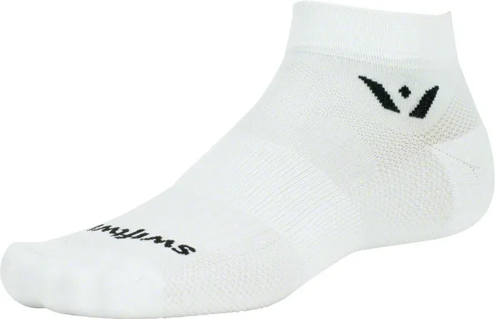 Swiftwick Aspire Ankle Socks – 1″ White Large