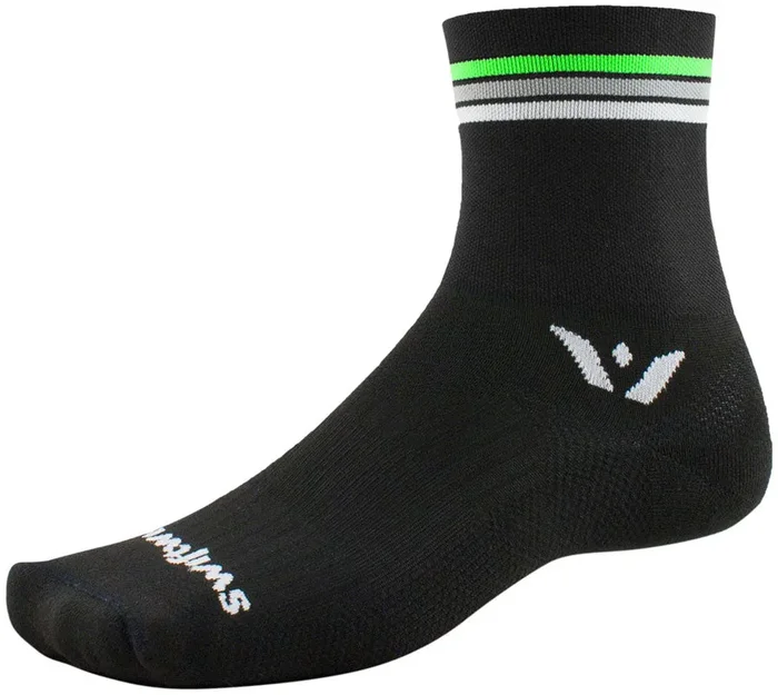 Swiftwick Aspire Four Socks – 4″ Black Stripe Small