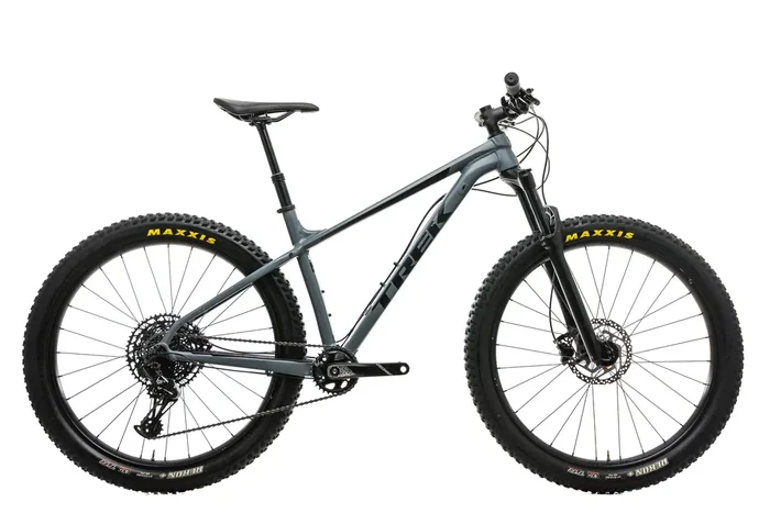 Trek Roscoe 8 Mountain Bike – 2019, Med/Large